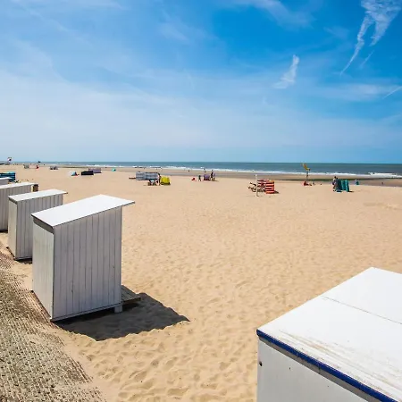 Penthouse On 10th Floor *